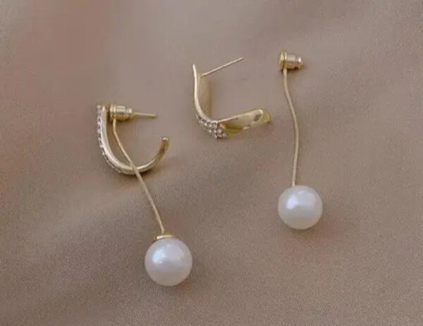 Hanging Pearl with Hook Shape Earrings - Image 3