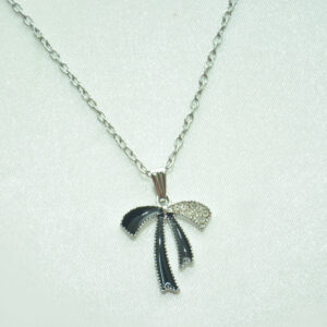 Elegant Bow Pendant Necklace