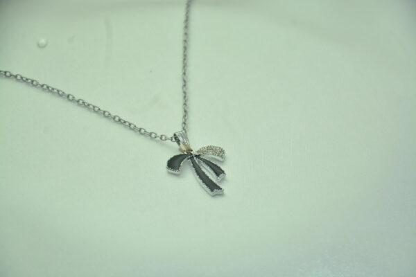 Elegant Bow Pendant Necklace - Image 2