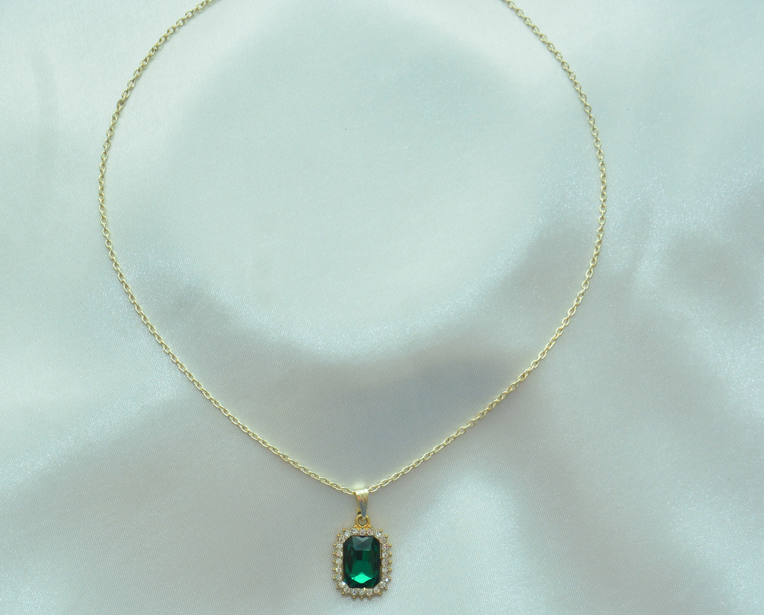 Emerald Solitaire Pendant Necklace - Image 2