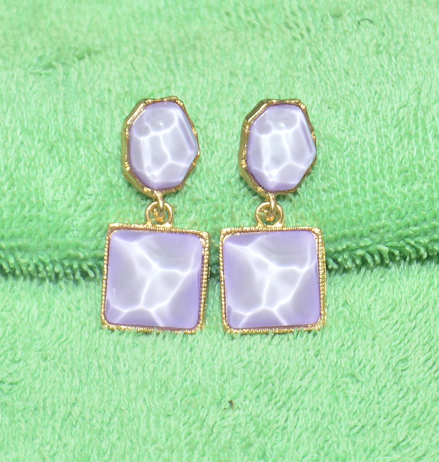 Elegant Lavender Gold-Plated Drop Earrings - Image 2