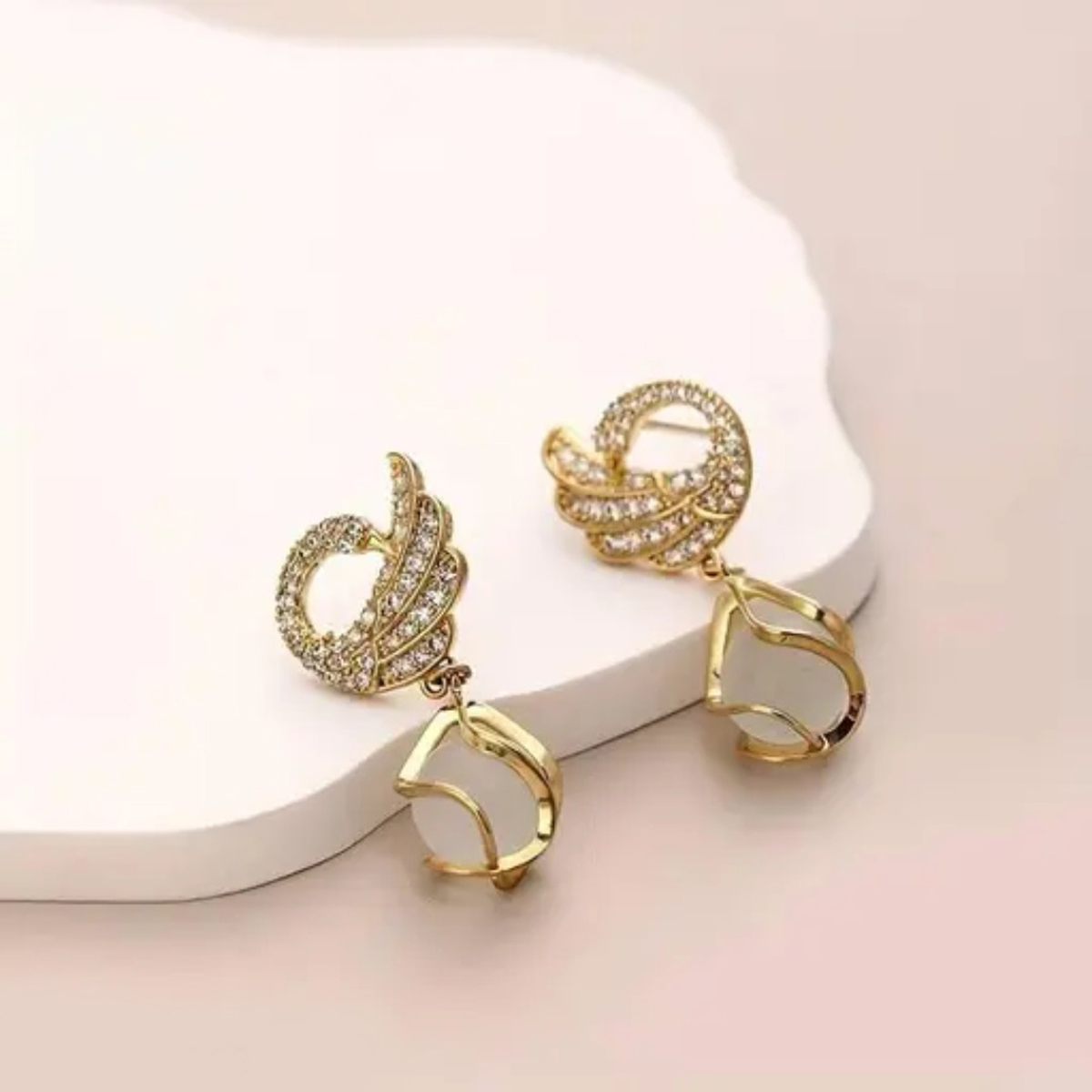 Trendy Party Wear 6 Jewellery Set - Image 2